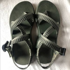 Like New Chaco Sandals